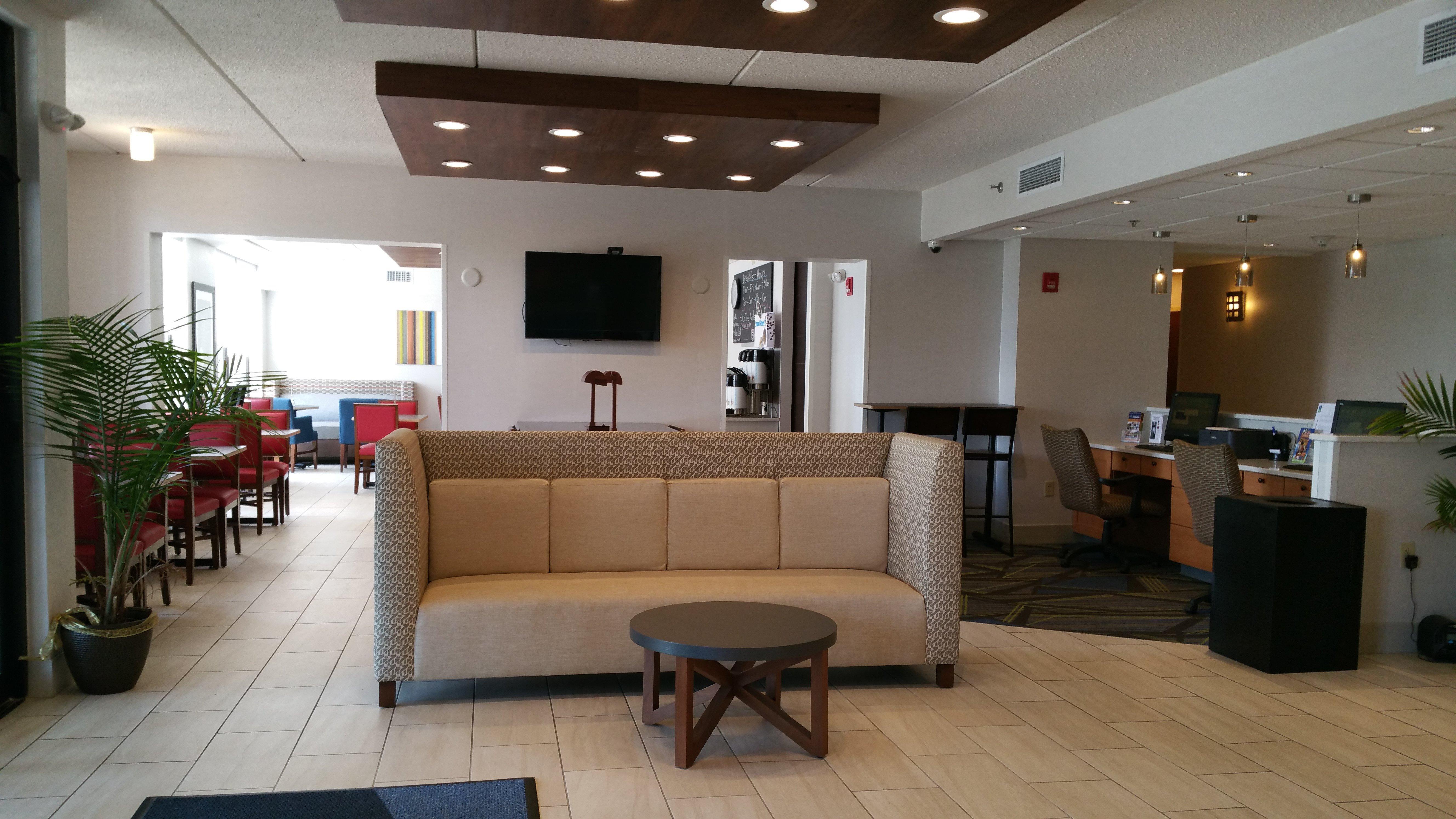 Holiday Inn Express Harrisburg East By Ihg Exterior foto